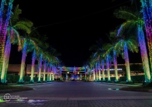 Christmas light show at Florida shopping mall under Obsidian control