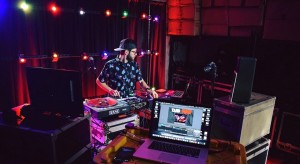 Corona: Brent Schmidt uses Chauvet fixtures for livestreams