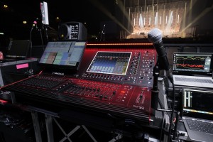 Maisie Peters on tour with DiGiCo consoles