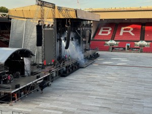 SWG Events partners with 22live to deploy Martin Audio WPL for BS3 Festival and Kings of Leon