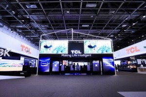 Robe LEDWash 800 auf TCL-Europe-Messestand im Einsatz