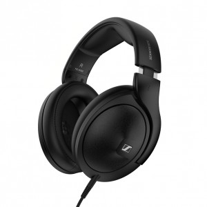 Sennheiser stellt neuen geschlossenen Kopfhörer HD 620S vor